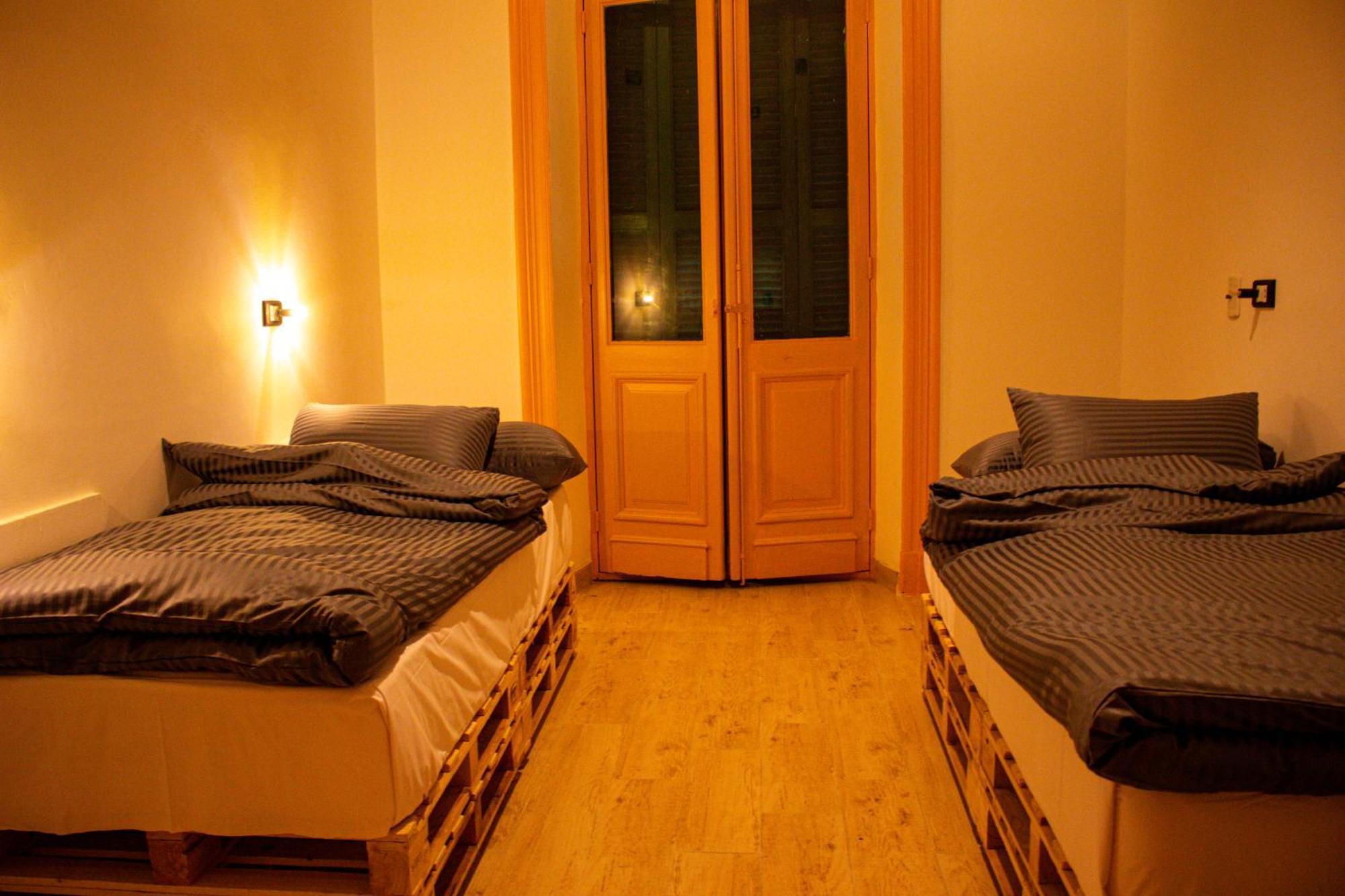 Ithaka Raml Hostel