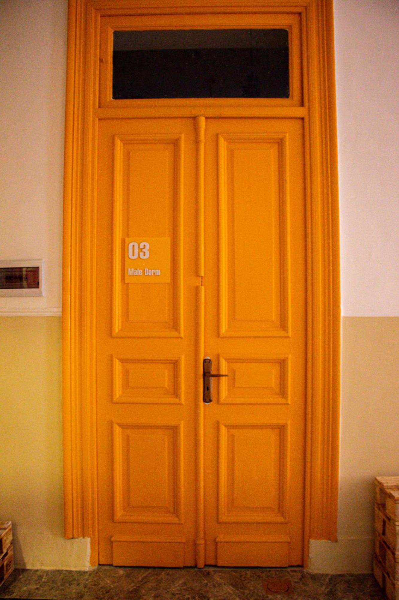 Ithaka Raml Hostel