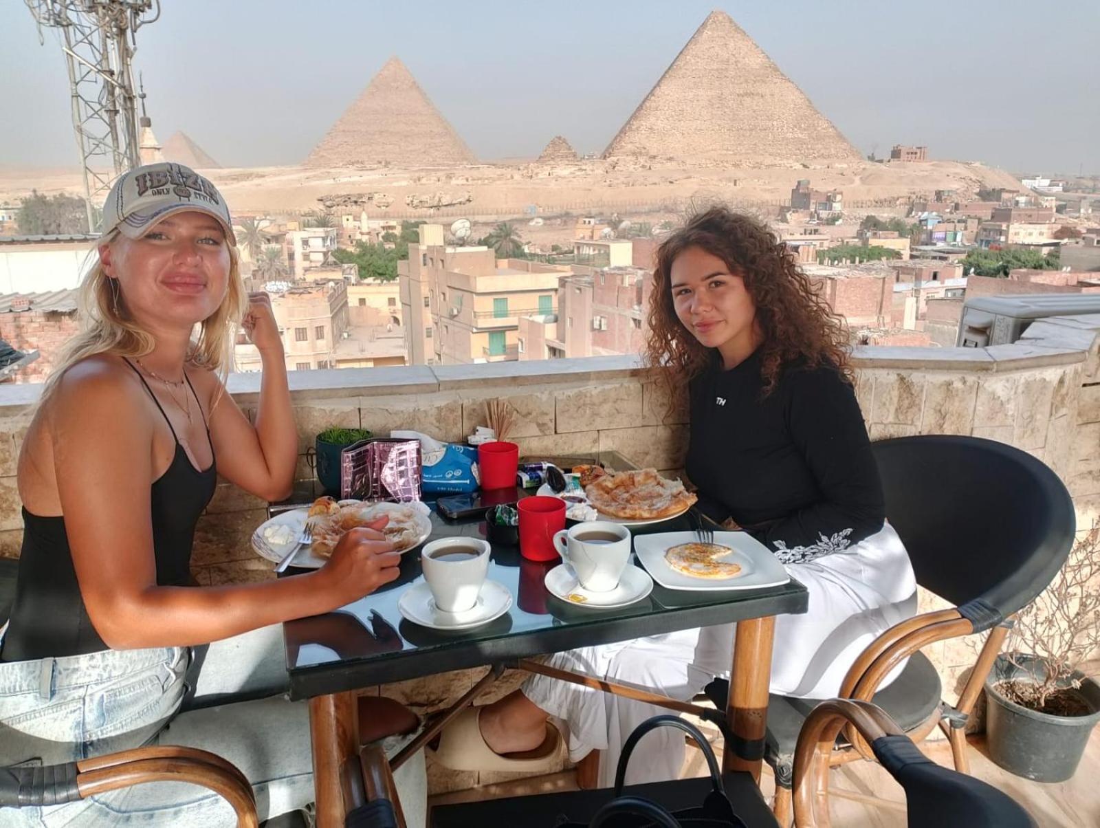 Pyramids Hotel 4*