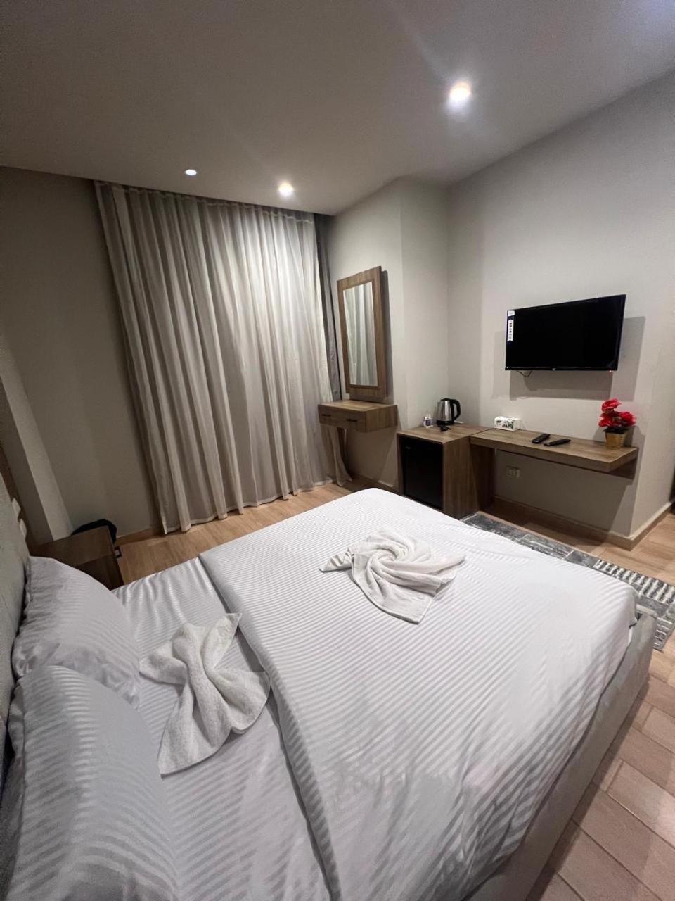 Pyramids Hotel 4*