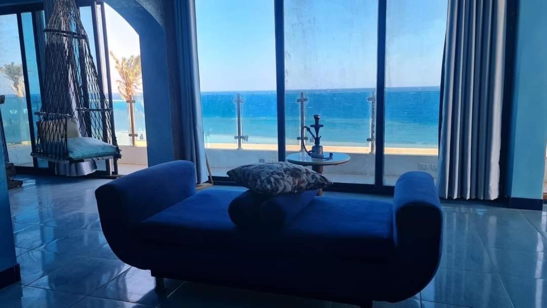 Luxurious Beachfront With Private Pool & Jacuzzi In Villa Dahab