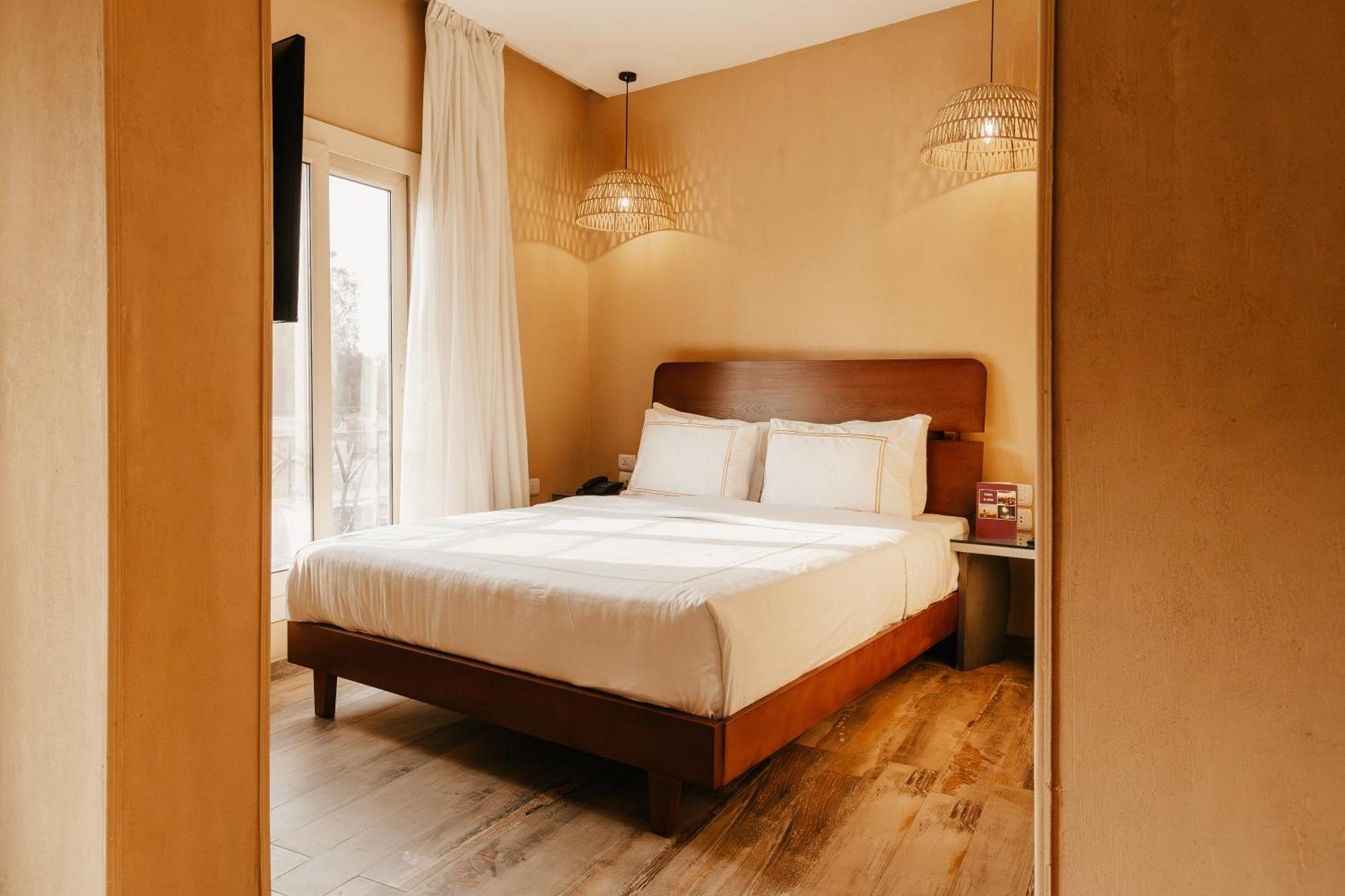Otel Almas Pyramids 4*