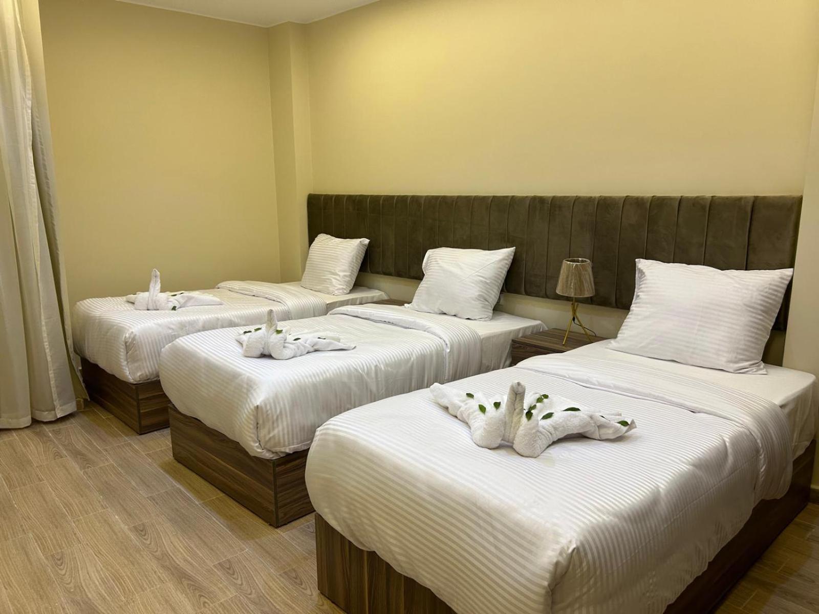 Hotel Night Pyramids Kafrat al Jabal