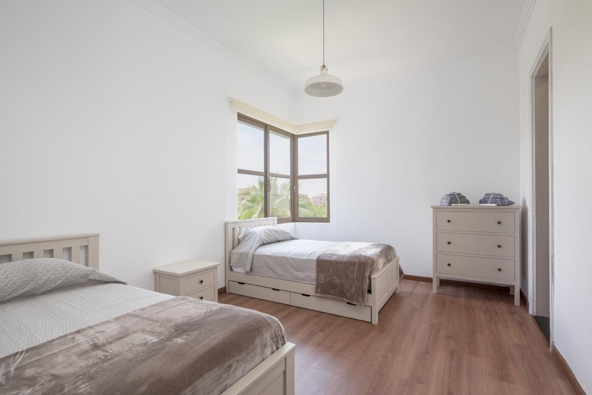 Luxury Allegria Golf With Pool Villa Sheikh Zayed City