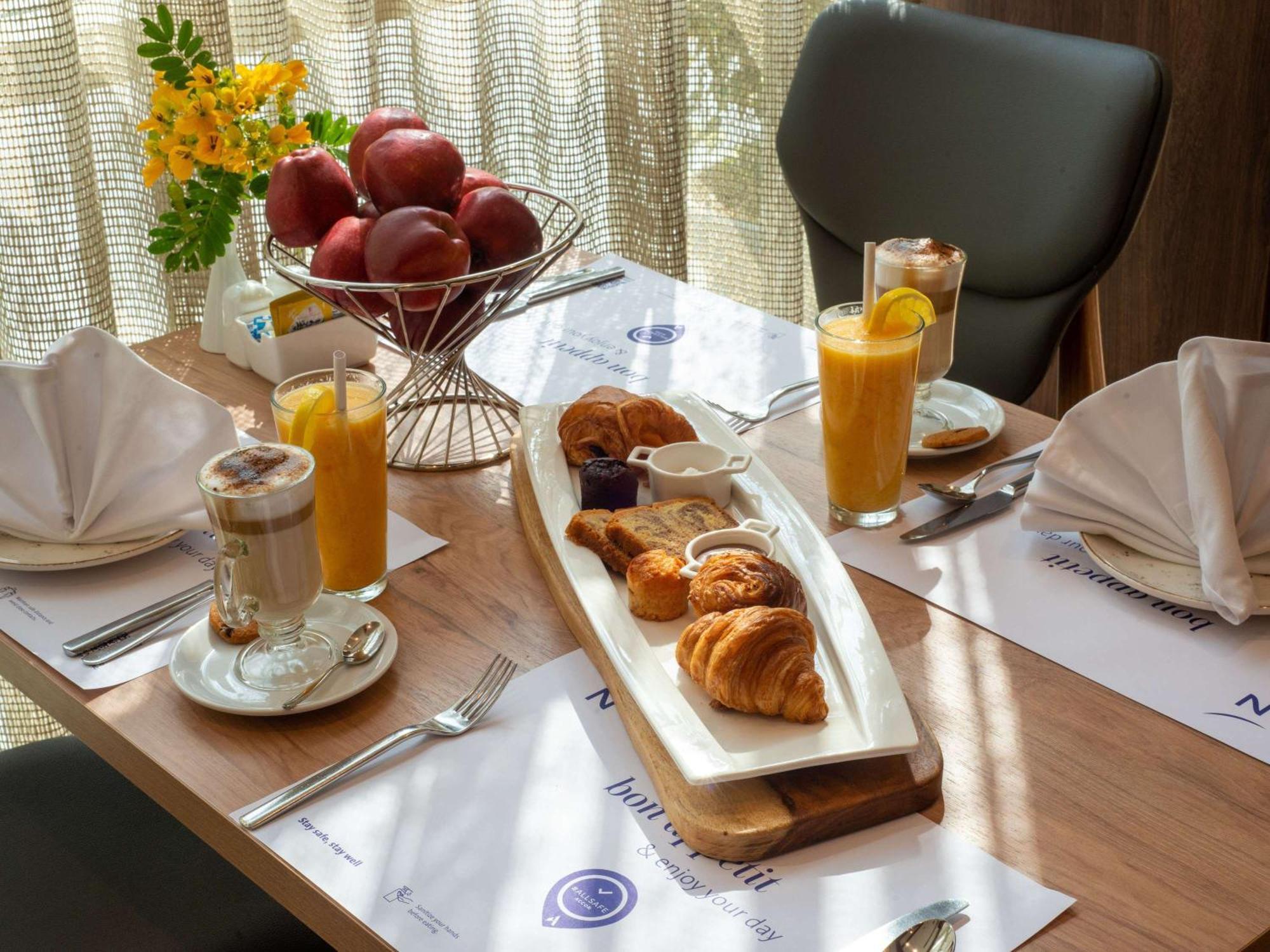 Hotel Novotel El Borg 4*