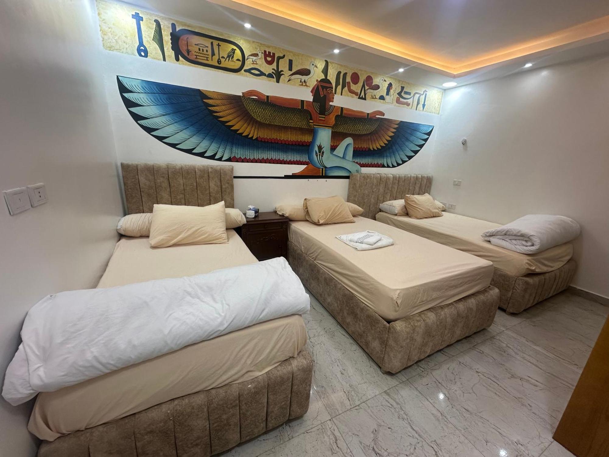 Hotel King Tut Ghatati