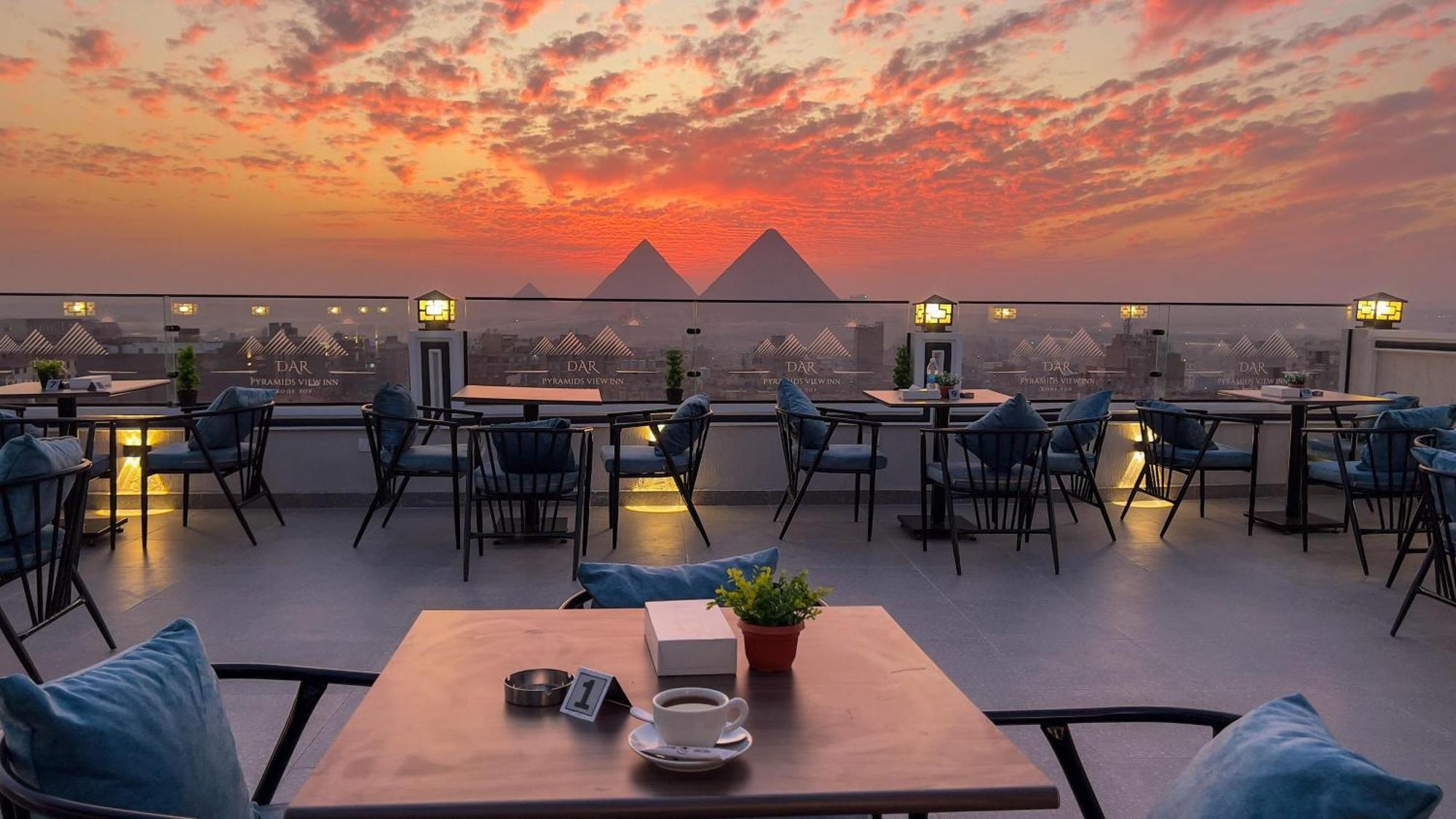 Dar Pyramids View - Rooftop Hostel Kafret el-Gabal