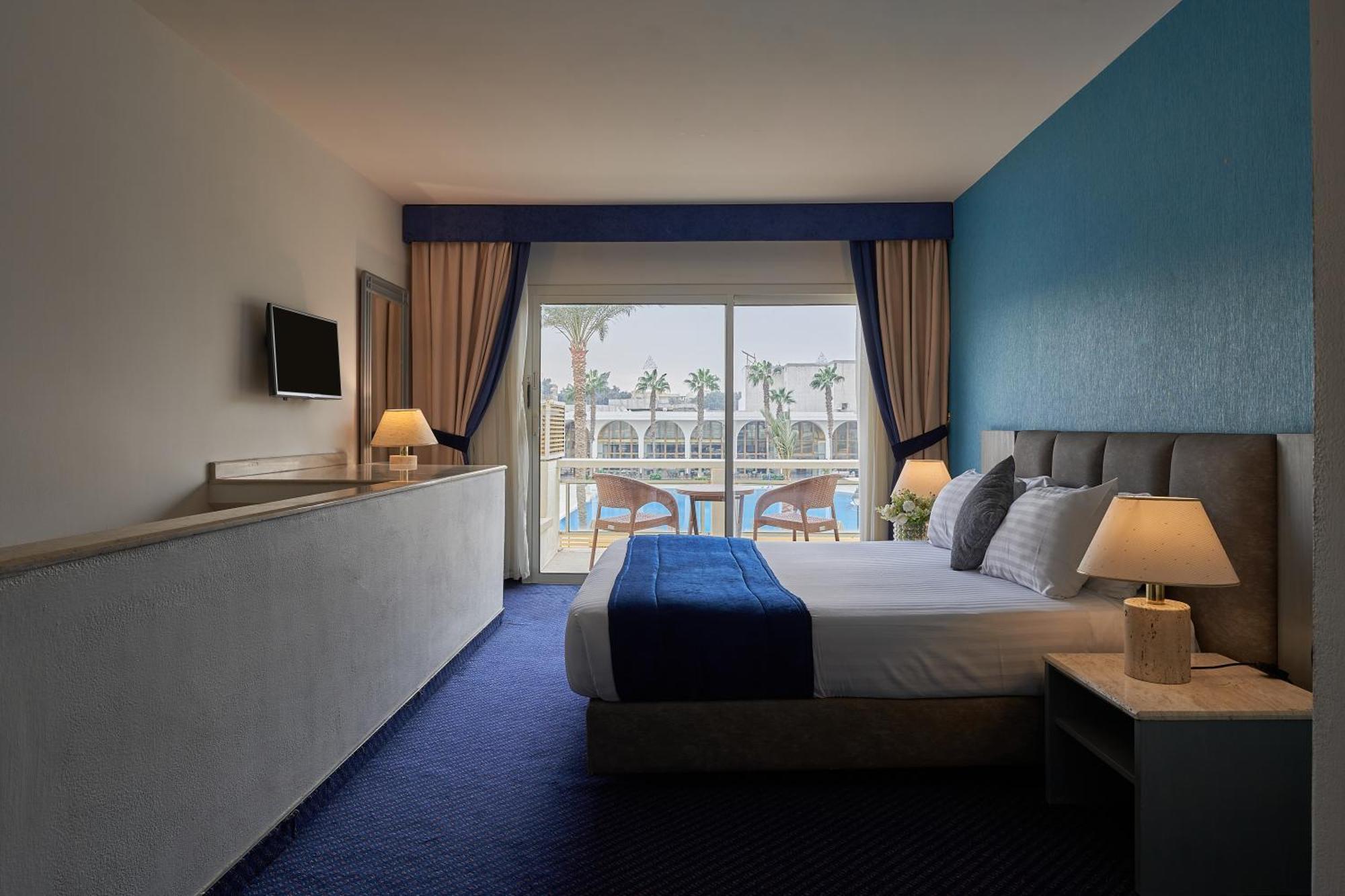Hotel Pyramids Park Cairo 4*