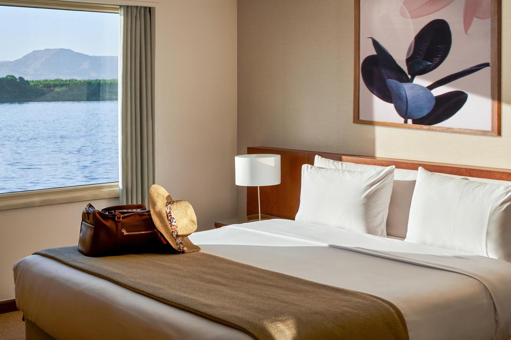 Otel Moevenpick Royal Lotus Nile Cruise, Every Monday Four Nights From Luxor, Every Friday Three Nights From Aswan - Including Excursions & Sightseeing 5*