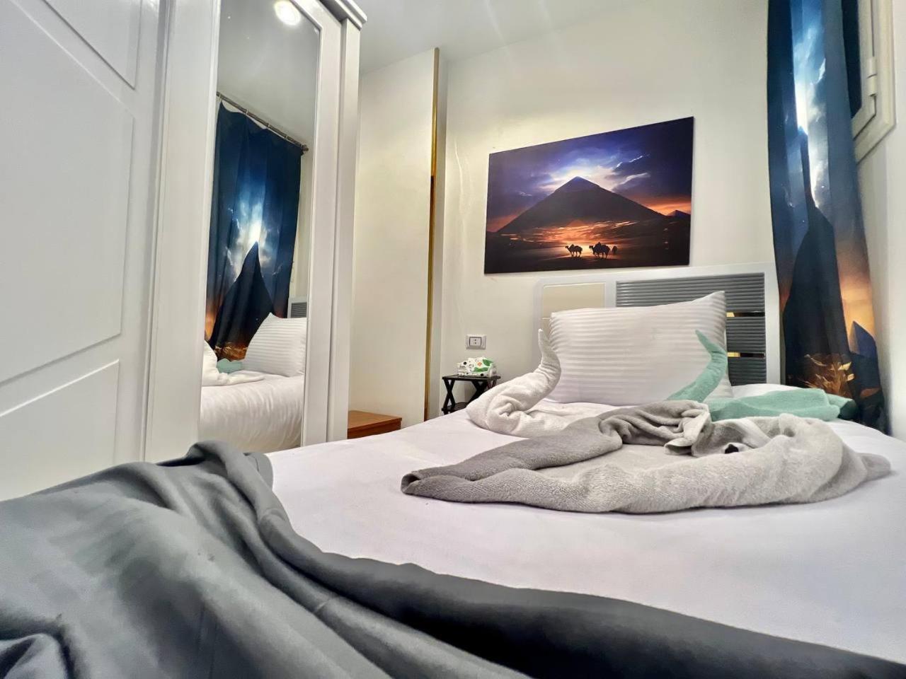 Paradise Pyramids View Apartment *