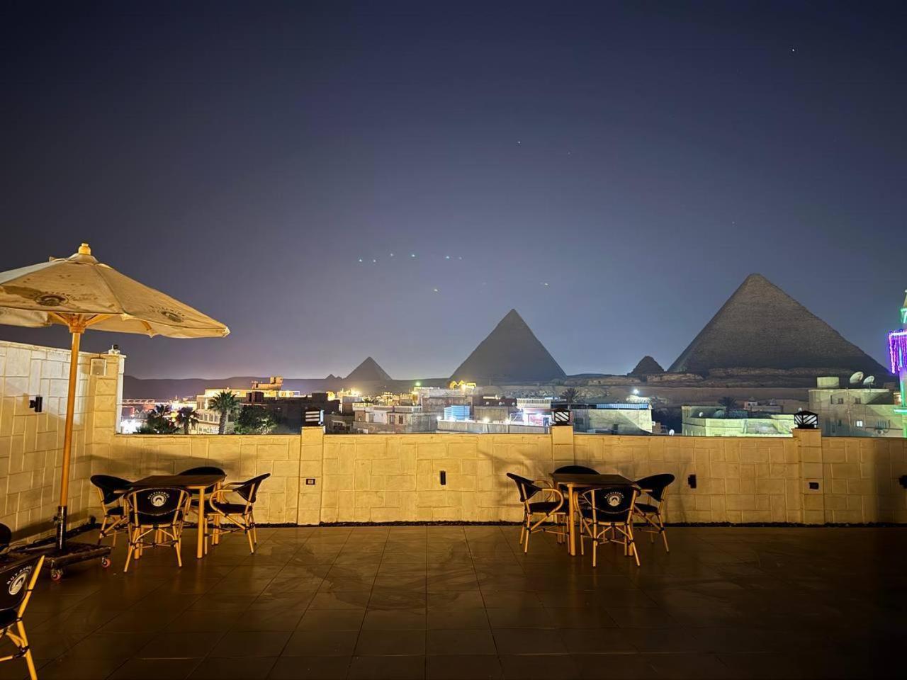 Aten Pyramids View Hotel