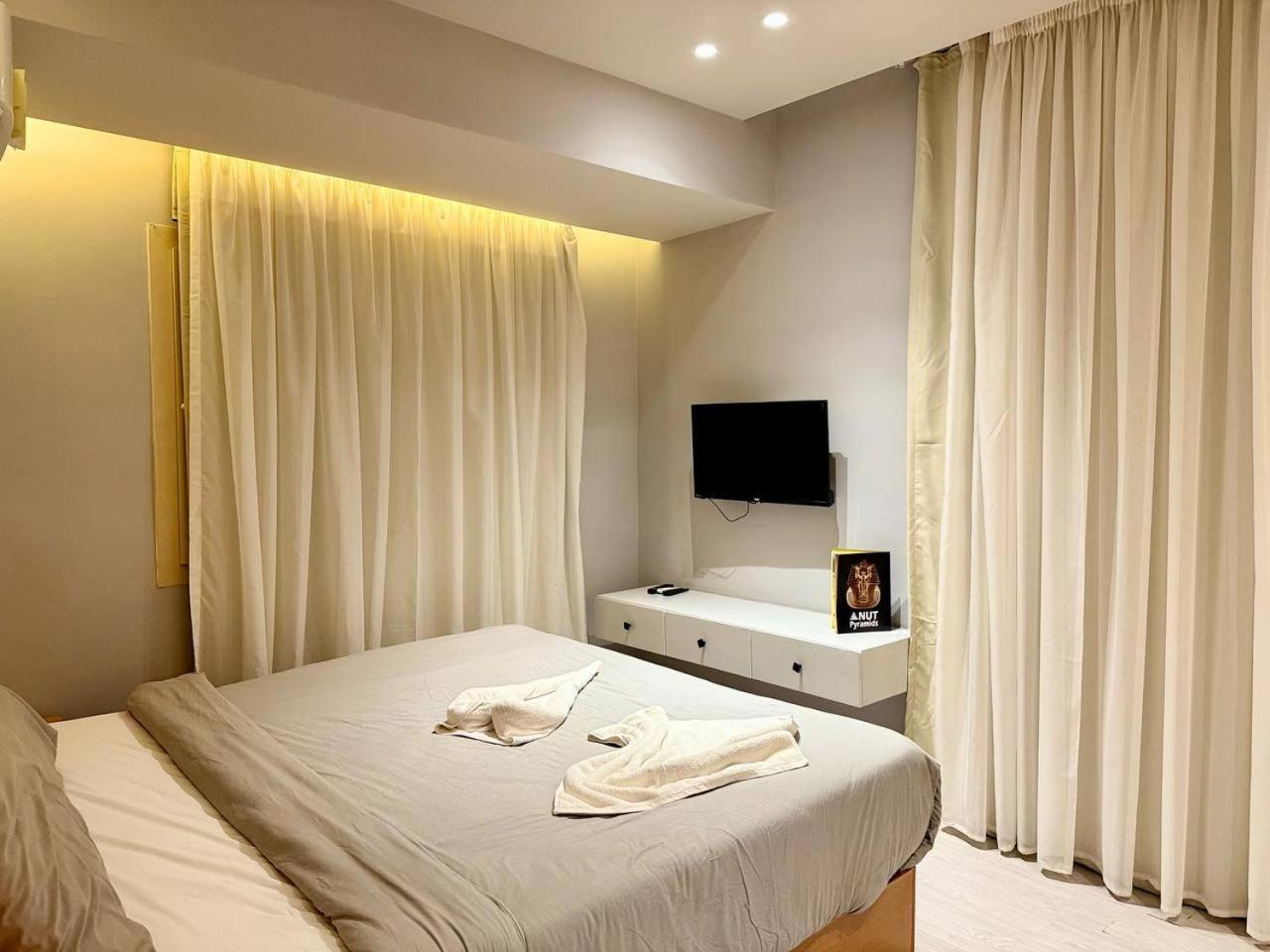 Aten Pyramids View 4*