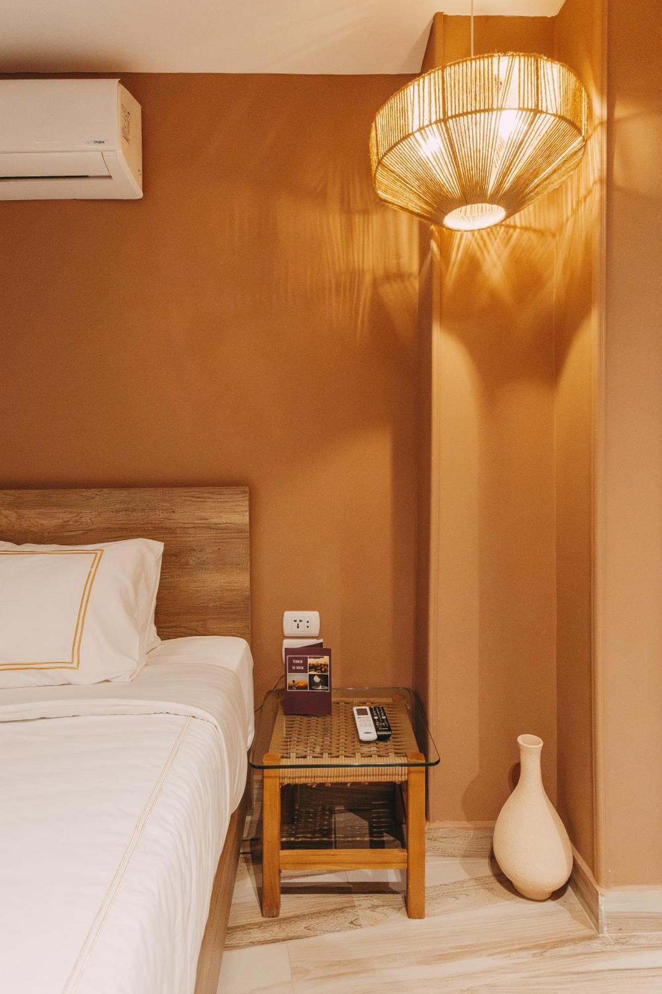 Inn Almas Pyramids View *