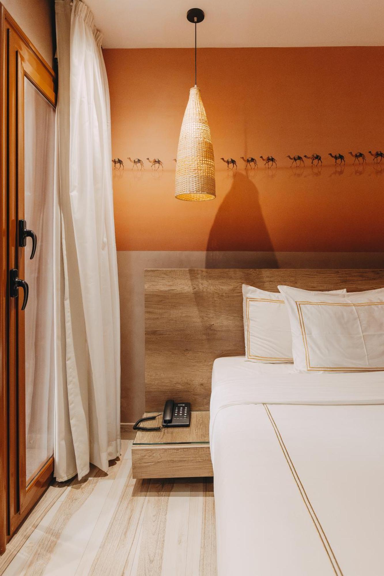 Inn Almas Pyramids View