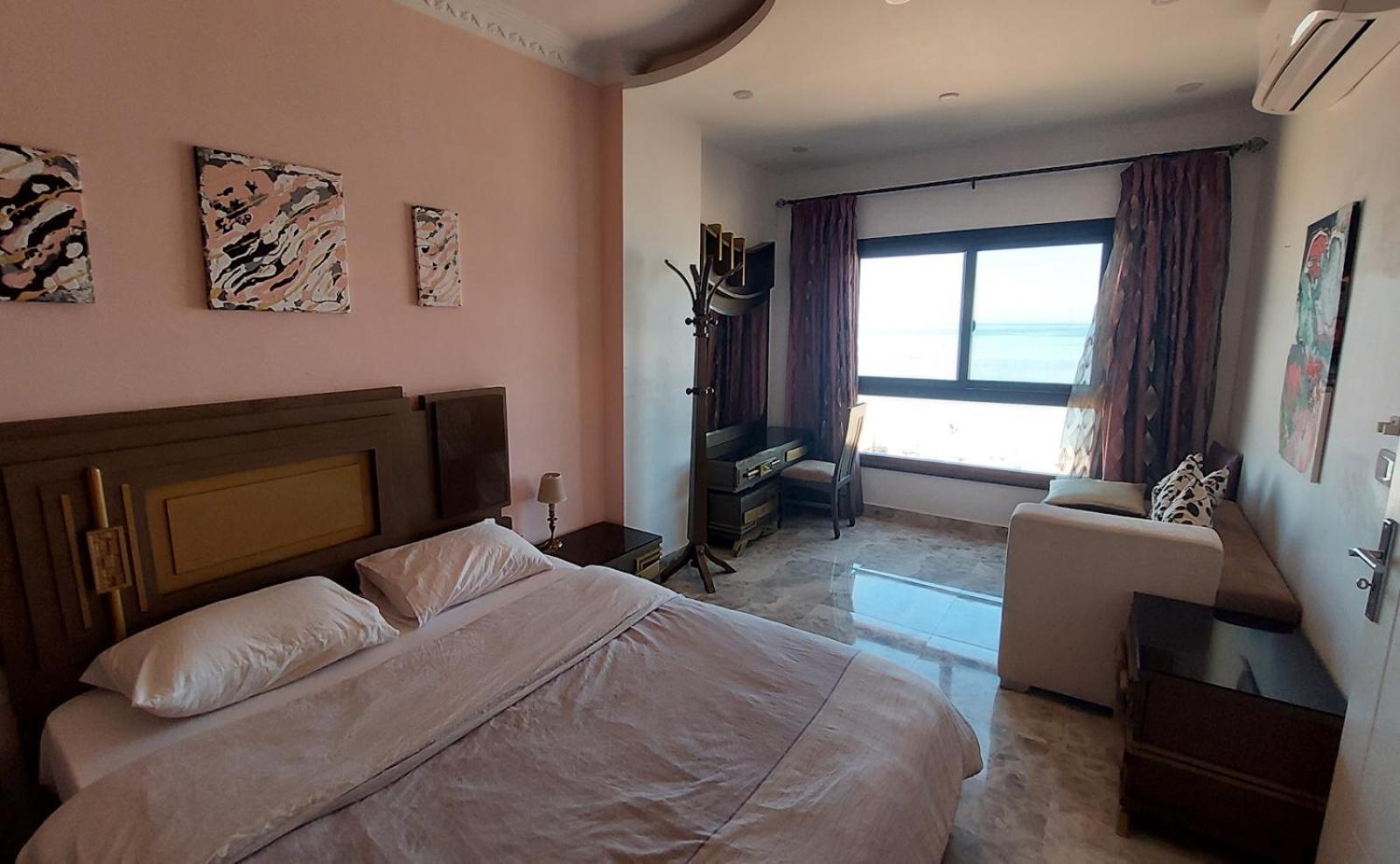 Seafront G311 Aparthotel *