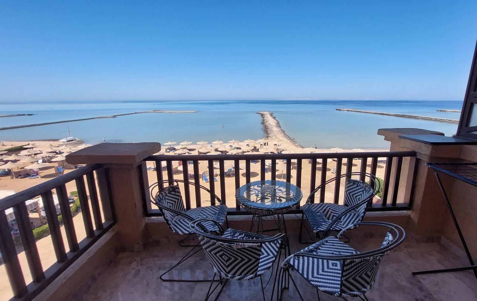 Aparthotel Seafront G311