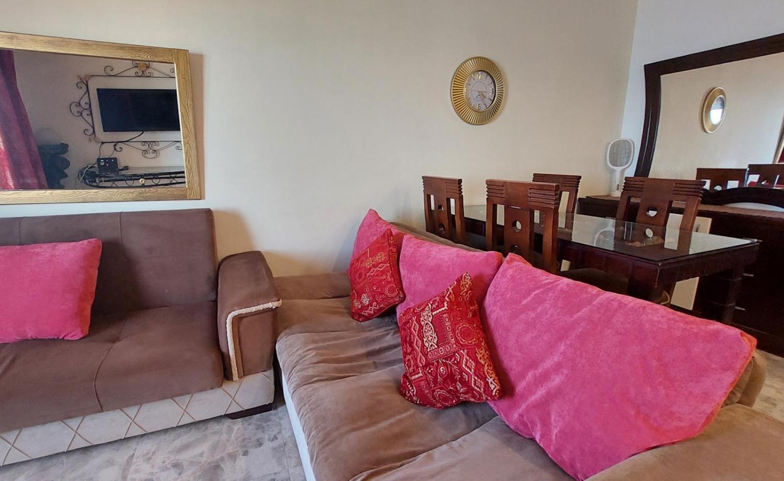 Seafront G311 Aparthotel *