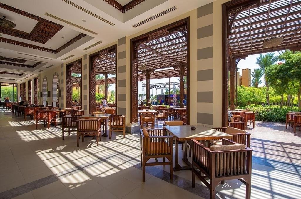 With Services Stella 5 Star Makadi Bay Egypt Apartment