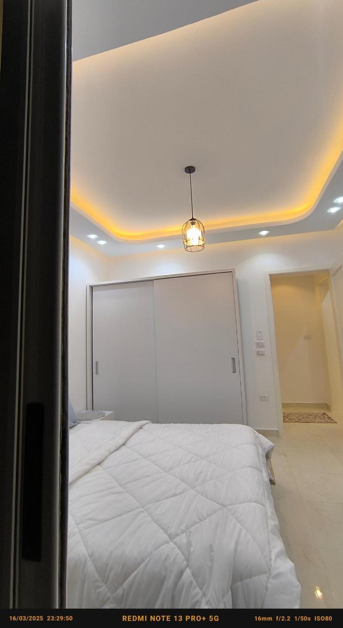 Paradise Hill 604