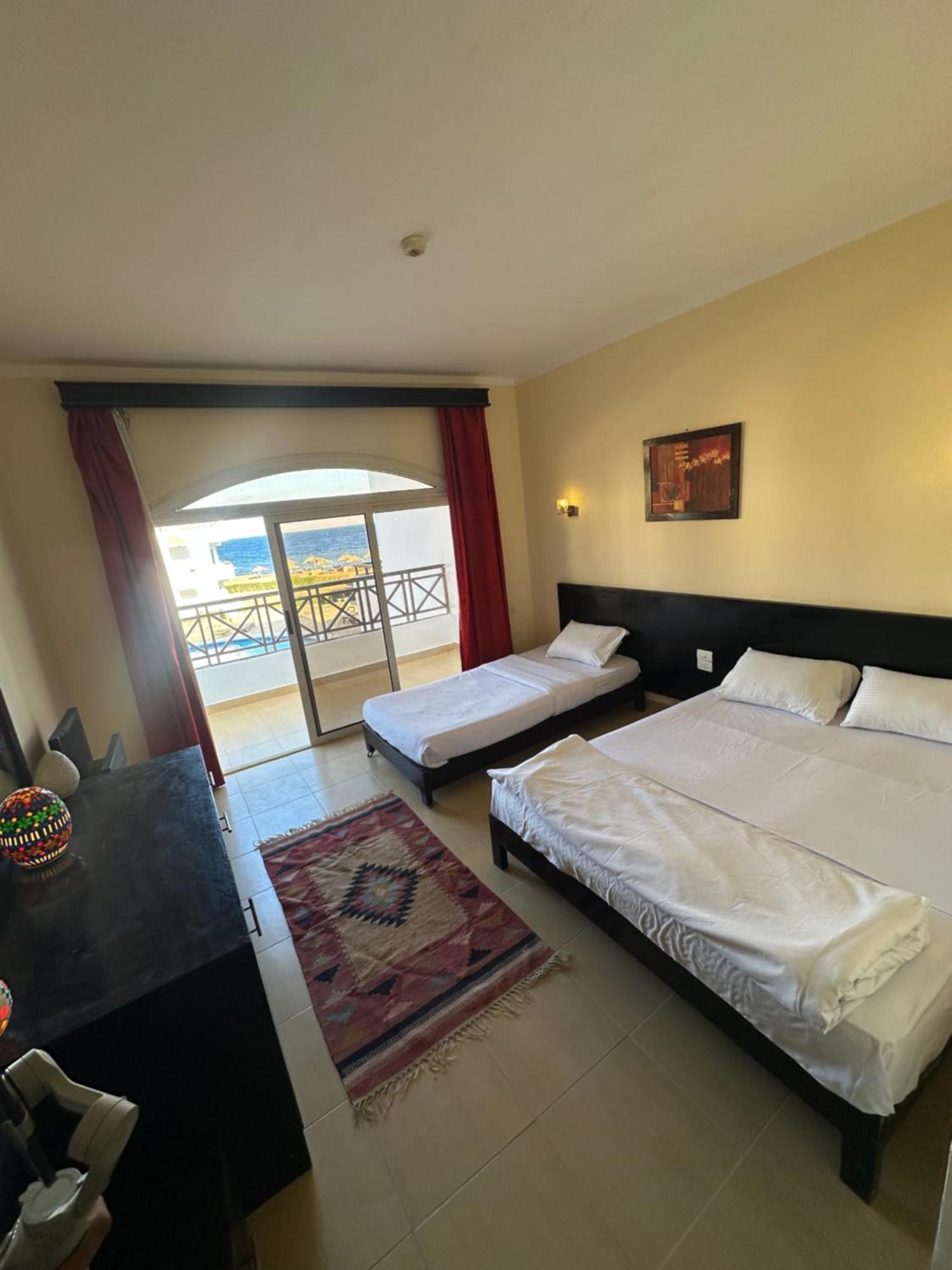 New Sea Sun Hotel