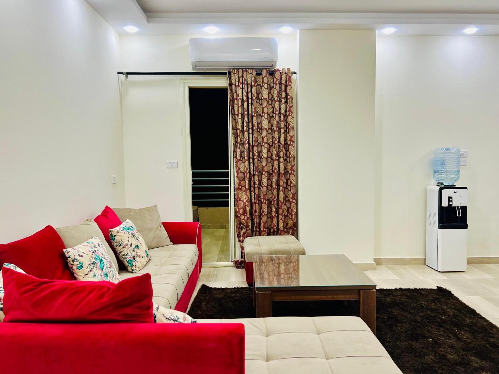 Beachfront Bliss - Your Escape Awaits Apartment