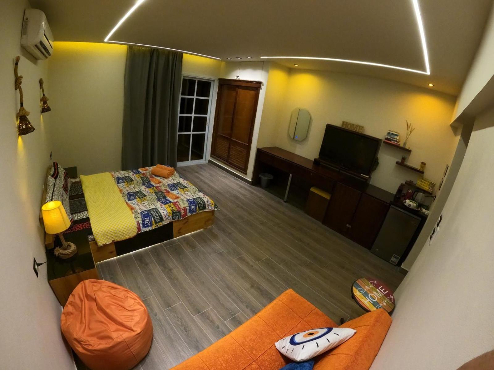 Deluxe Delta Apartment *