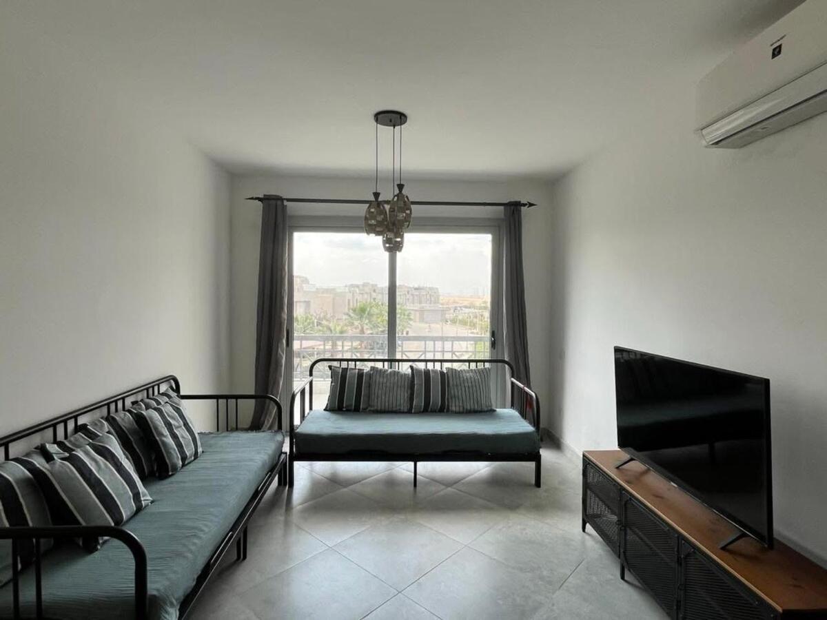 2-br Direct To The Pools Einbay Holiday home *