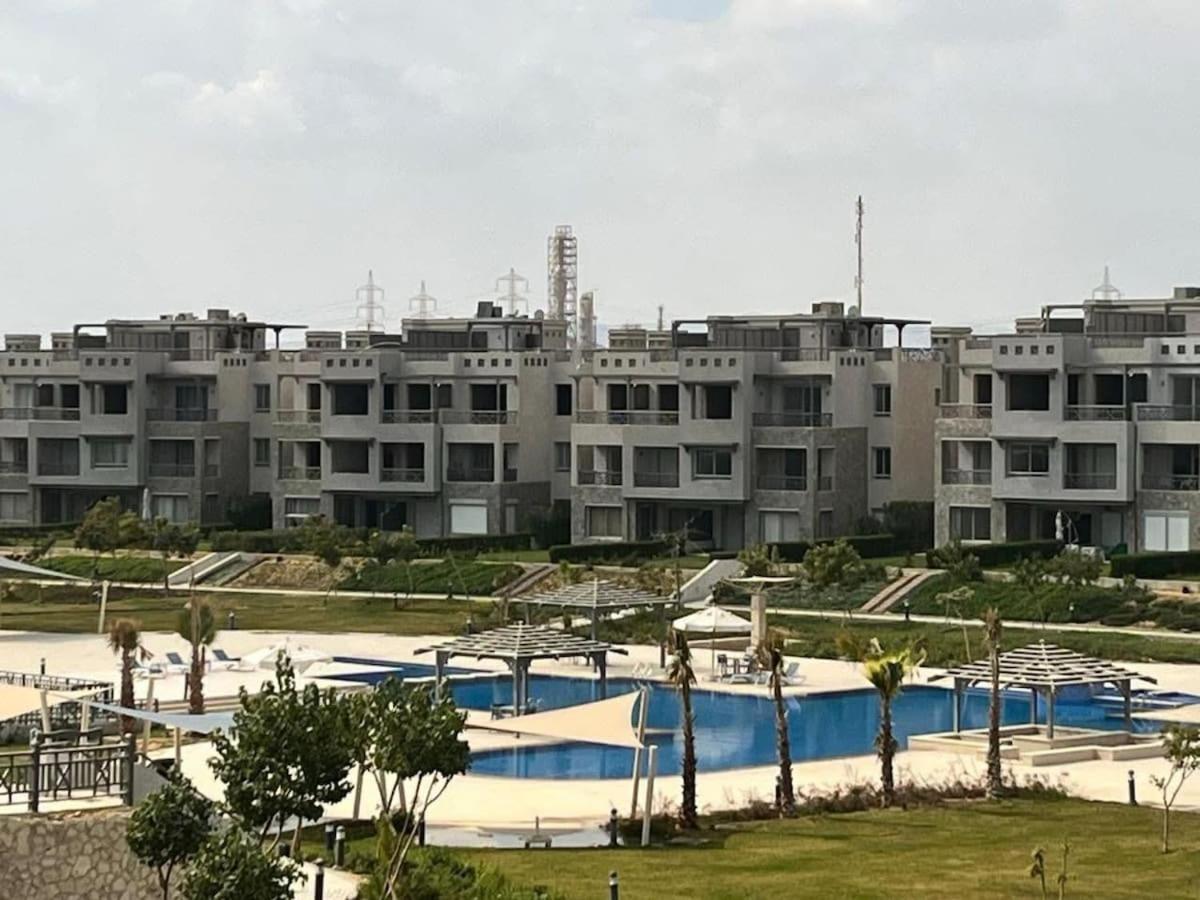 2-br Direct To The Pools Einbay Holiday home *