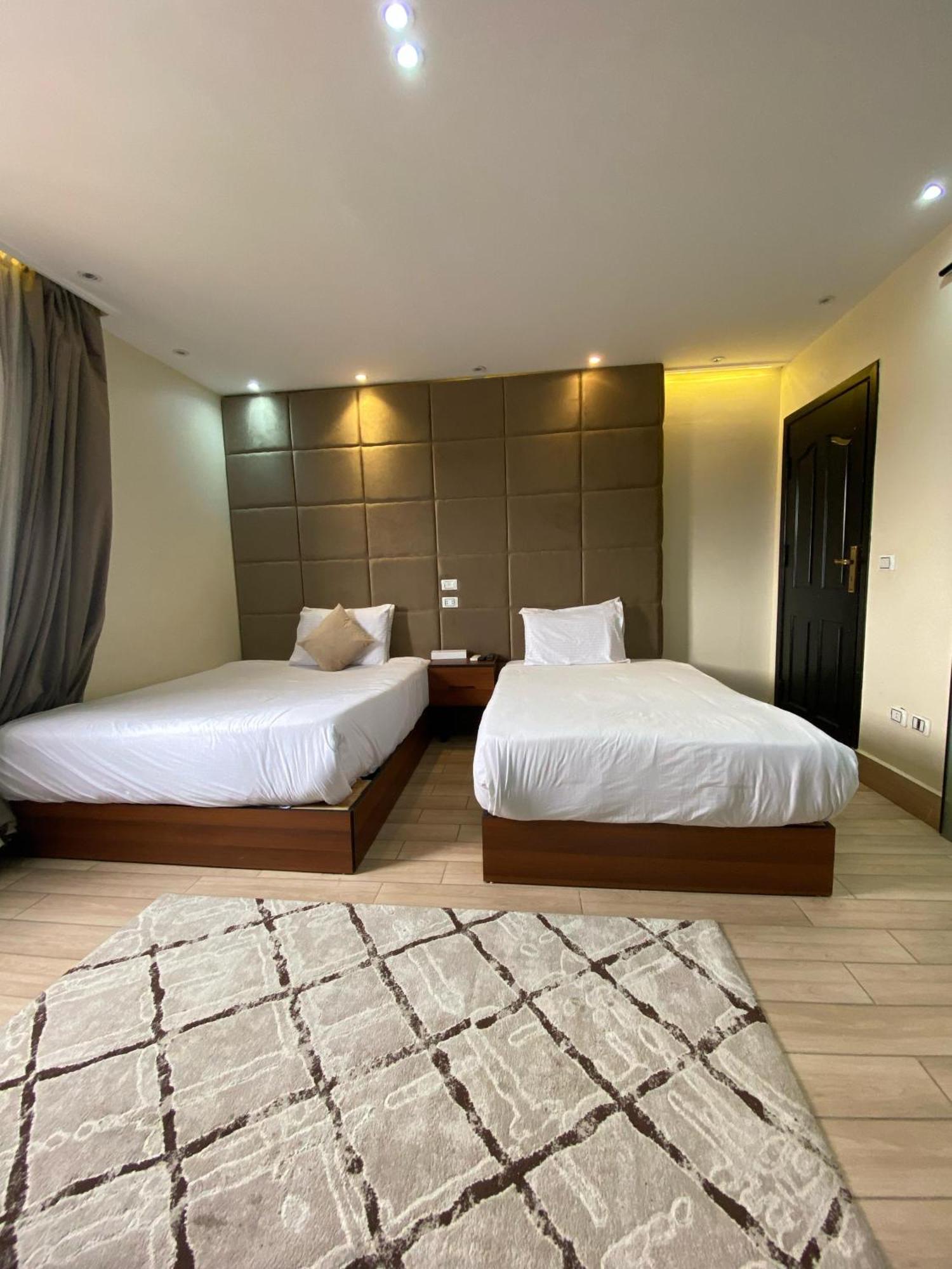 New Pyramids Residents Hostel