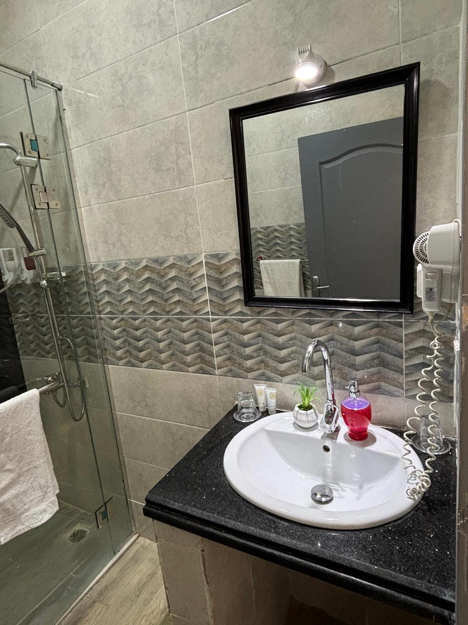 K Boutique Medspa-pyramids & Grand Egyptian Museum 4* Ghatati