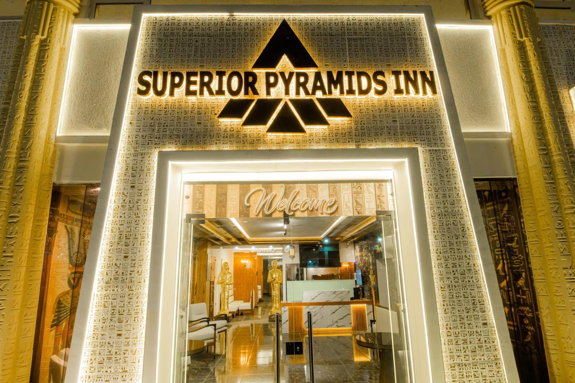 Superior Pyramids Hostel *