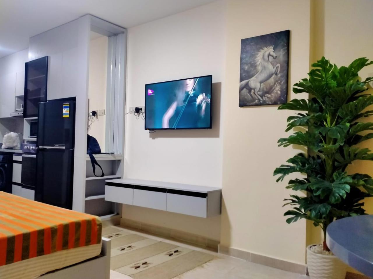 Tiba Golden , Down Town Apart Otel 4*