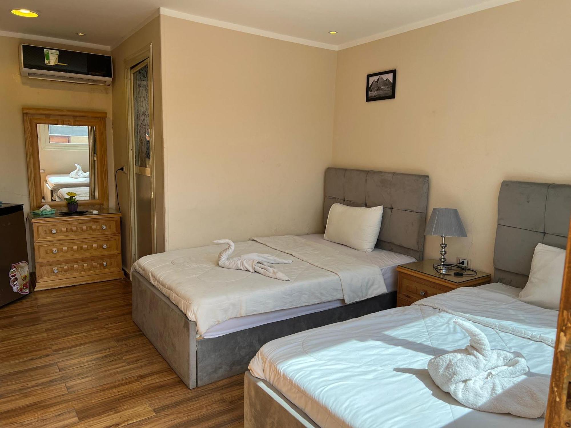 Tamara Pyramids View Guest house Kafrat al Jabal