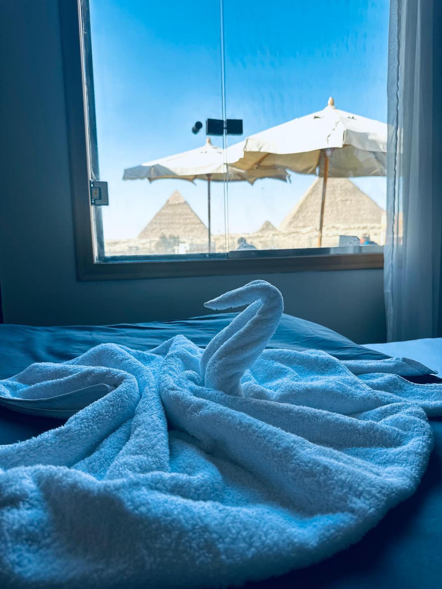 Hotel Pyramids Pyramids