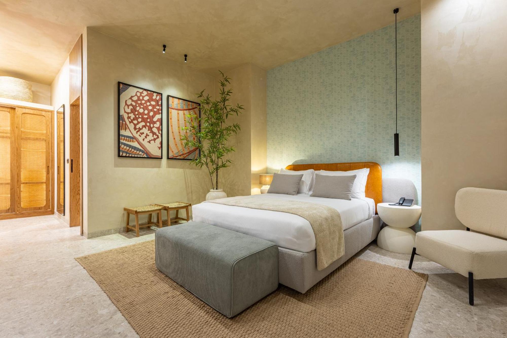 Desert Rose Resort 5*