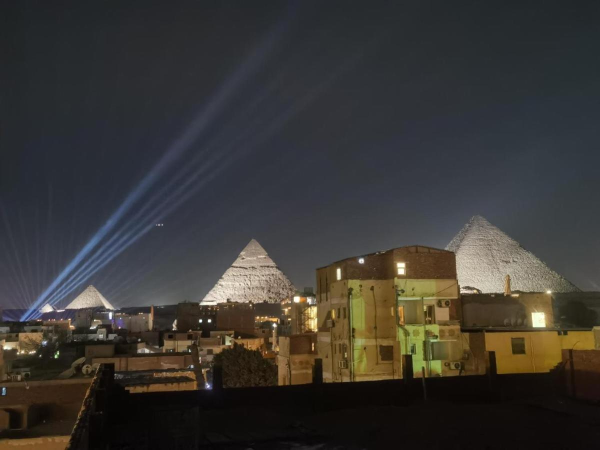 The View Pyramids Gold One Kafrat al Jabal