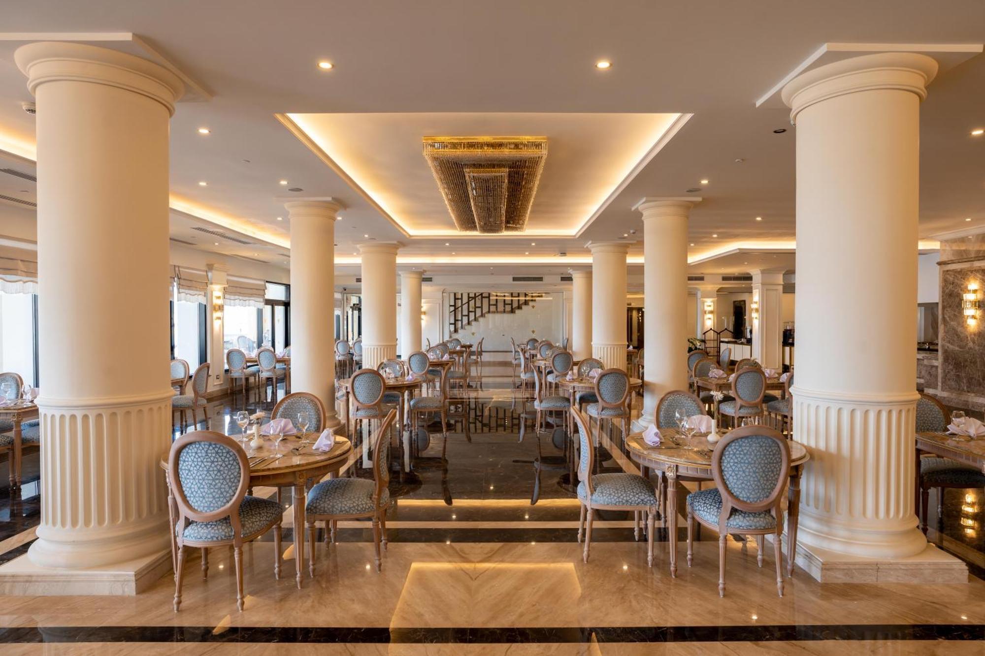 Rixos Montaza 5*