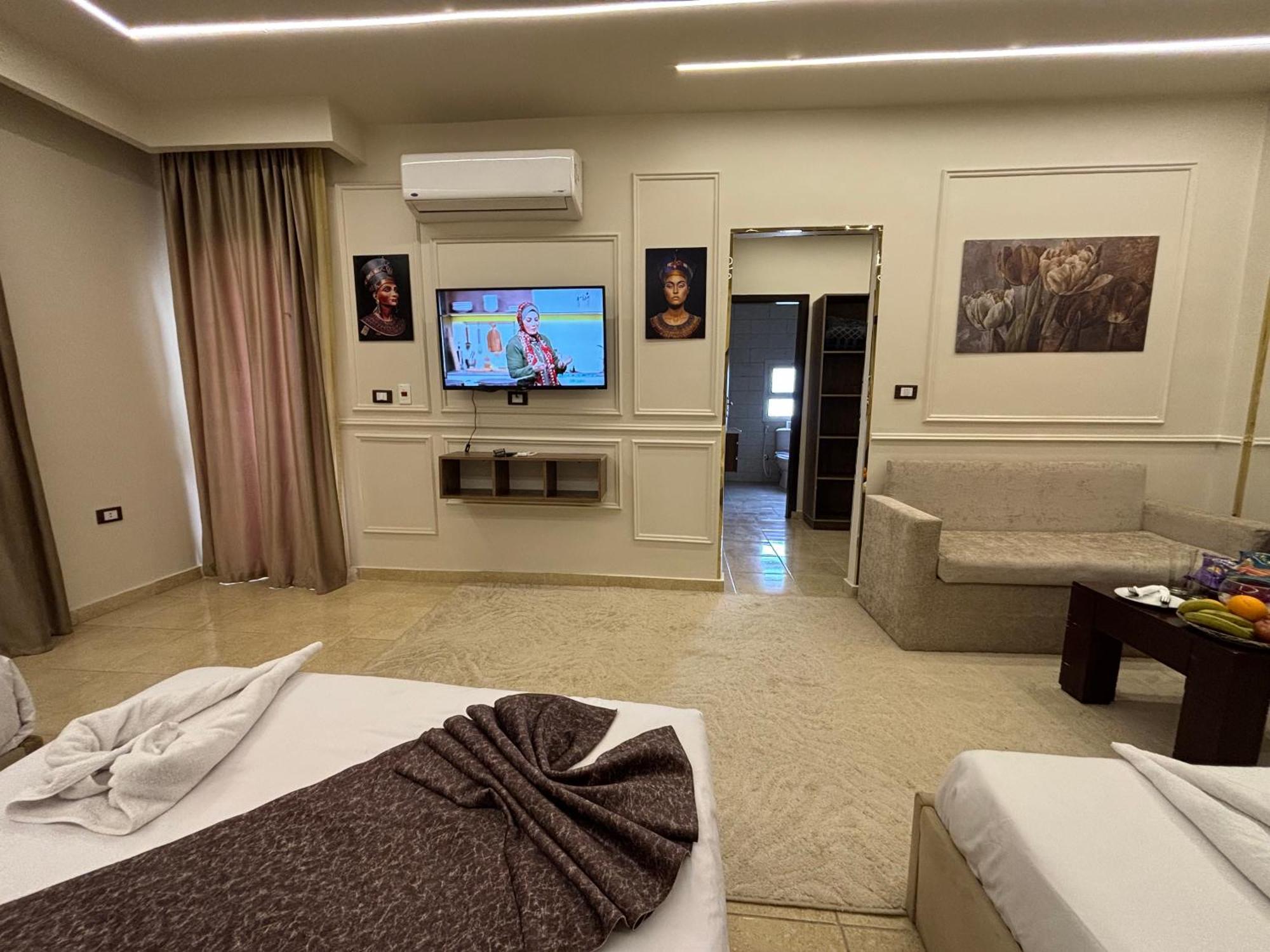 Master Pyramids Bed & Breakfast *