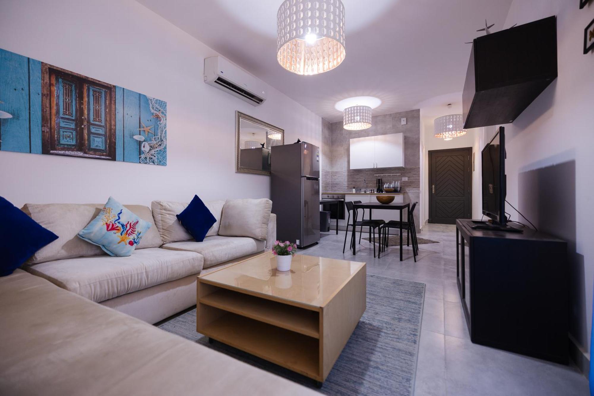 Direct To The Pool 2br Getaway In Einbay *