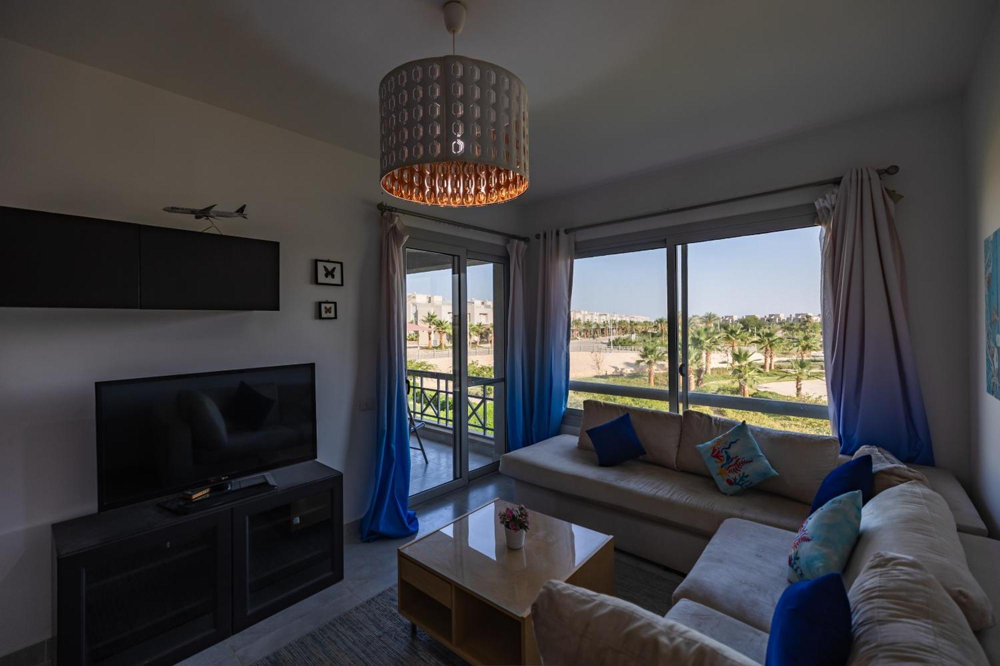 Direct To The Pool 2br Getaway In Einbay *