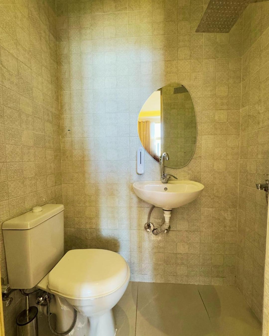 Hotel Hyat & 3*