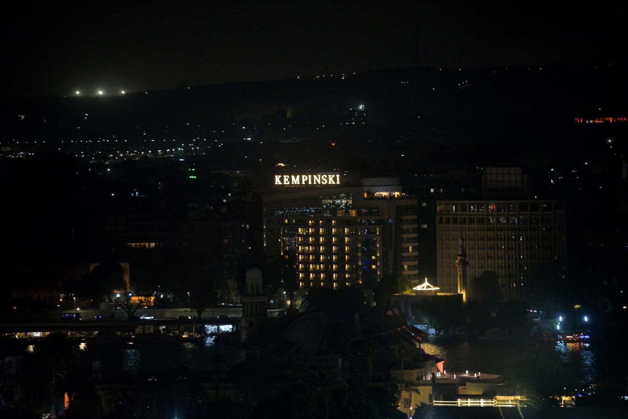 Nile X *