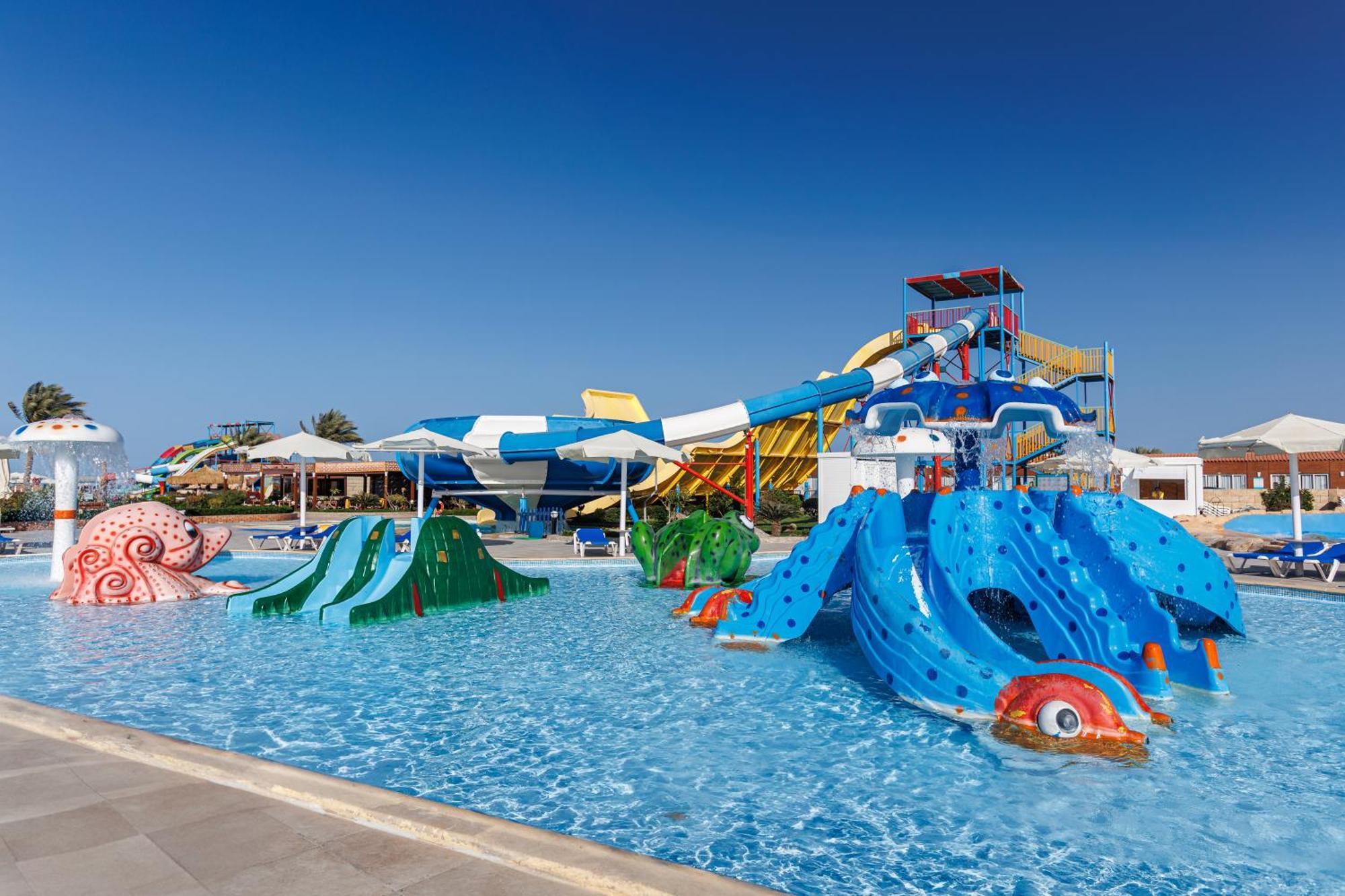 Sunrise Alora Aqua Park Resort 4*