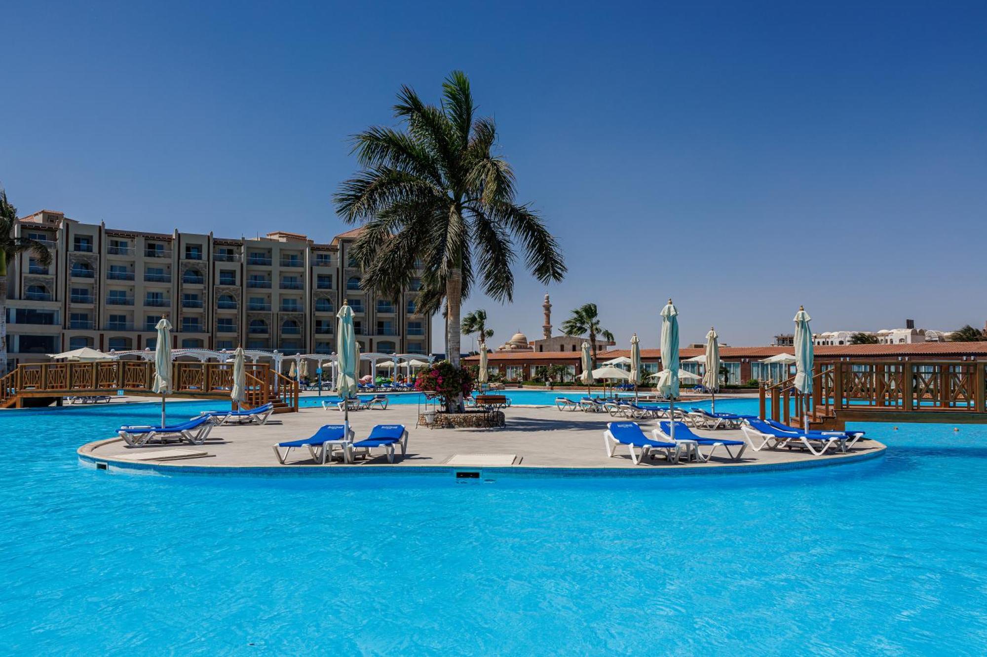 Sunrise Alora Aqua Park