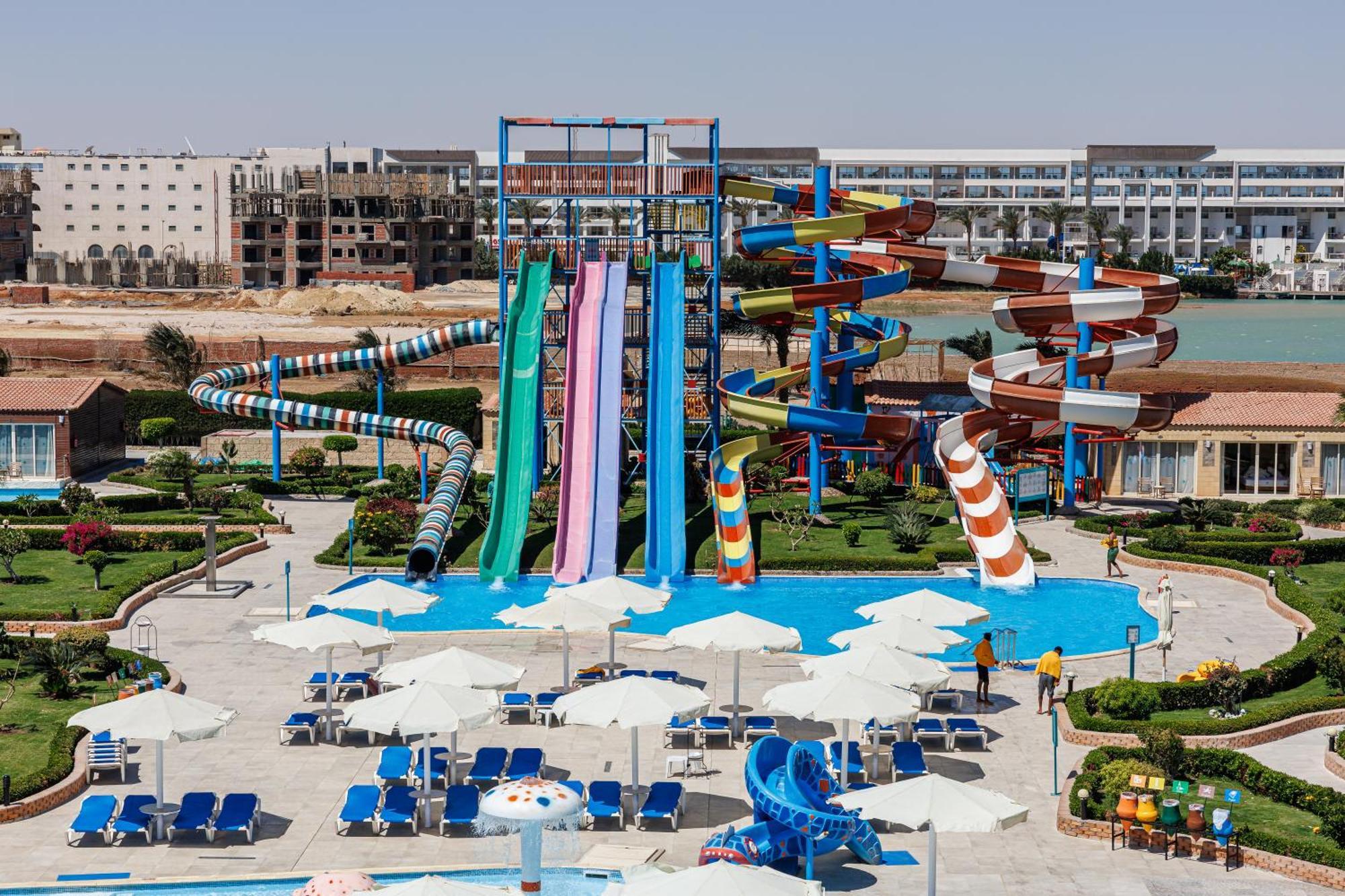 Sunrise Alora Aqua Park Resort