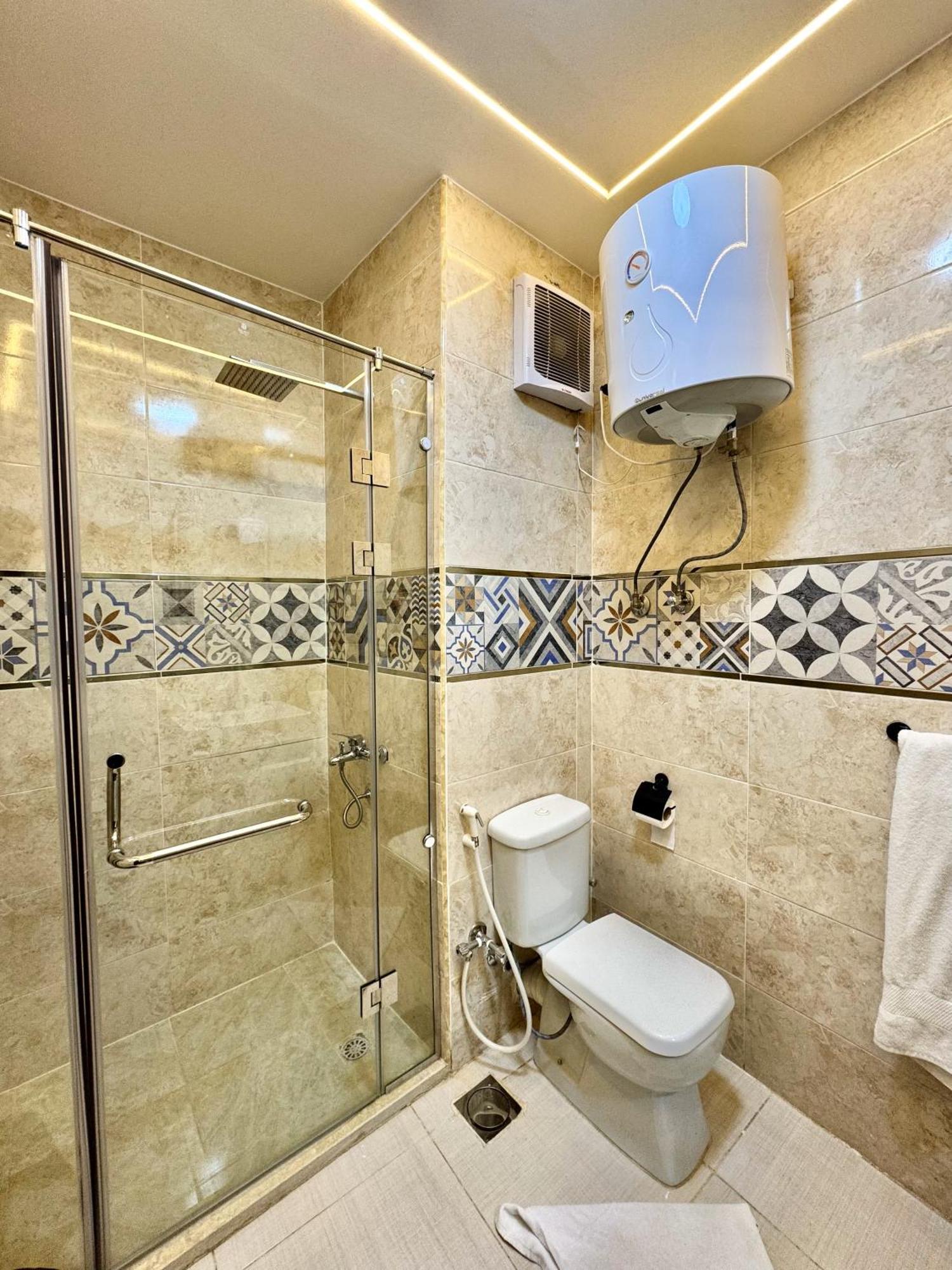Night Pyramids Hotel 3*