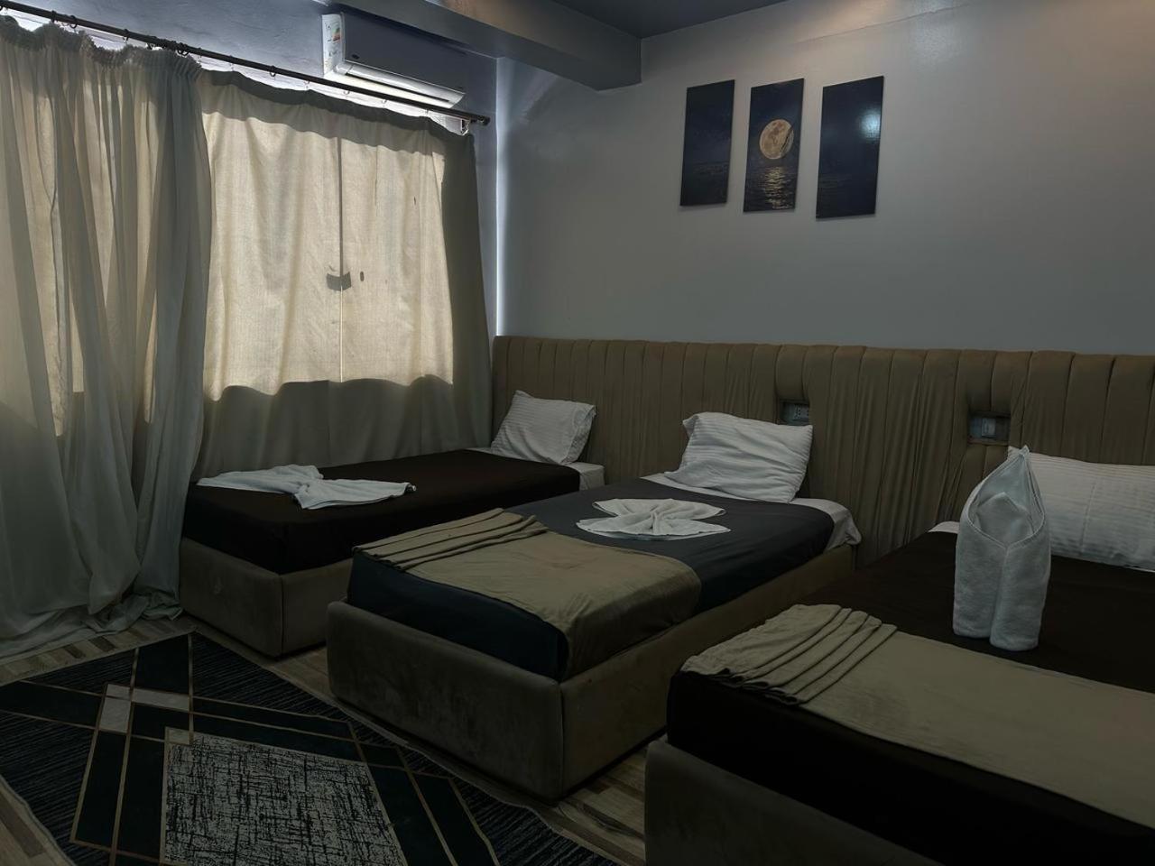 Pyramids Heaven Hotel Kafrat al Jabal