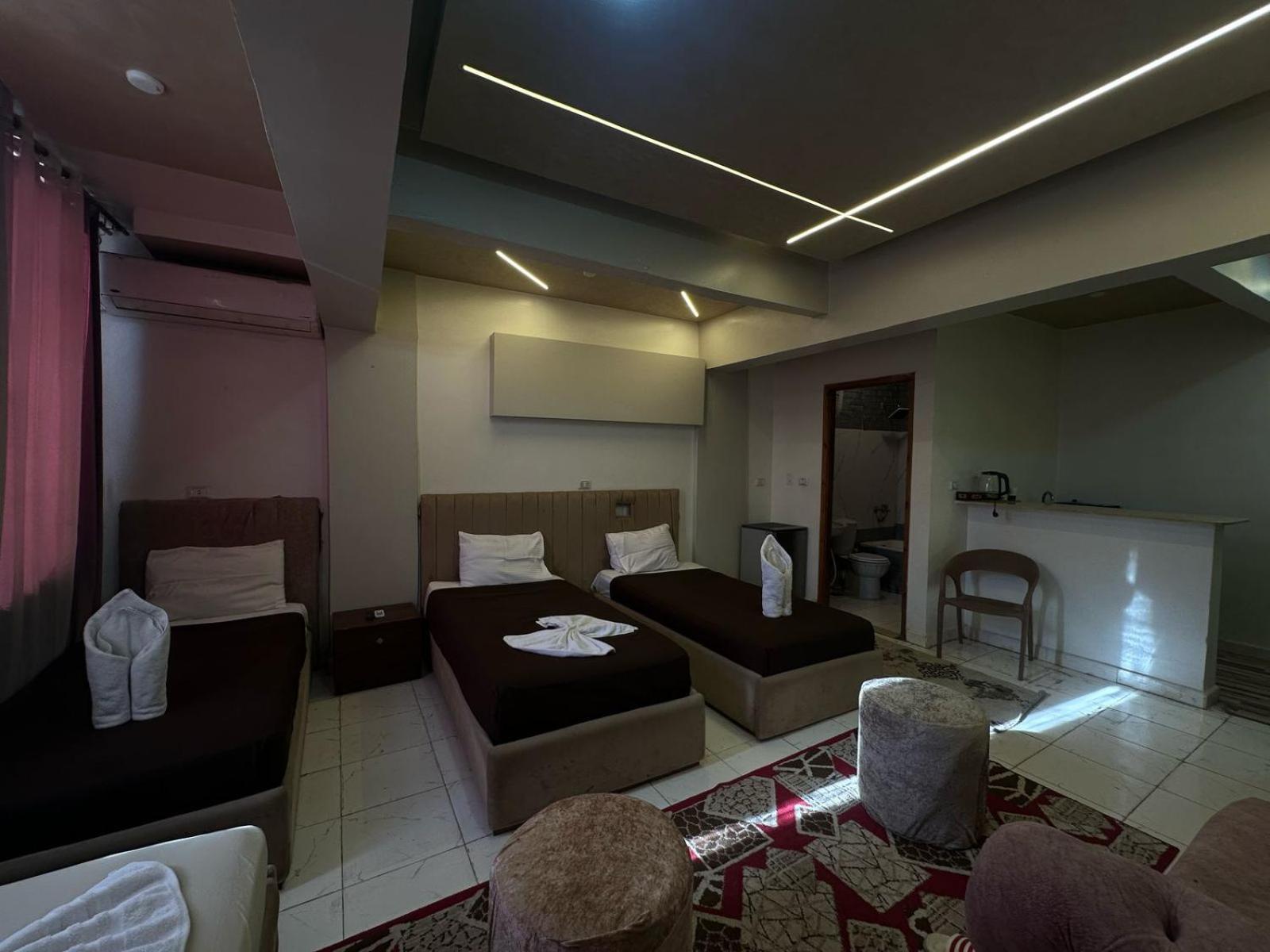 Hotel Pyramids Heaven