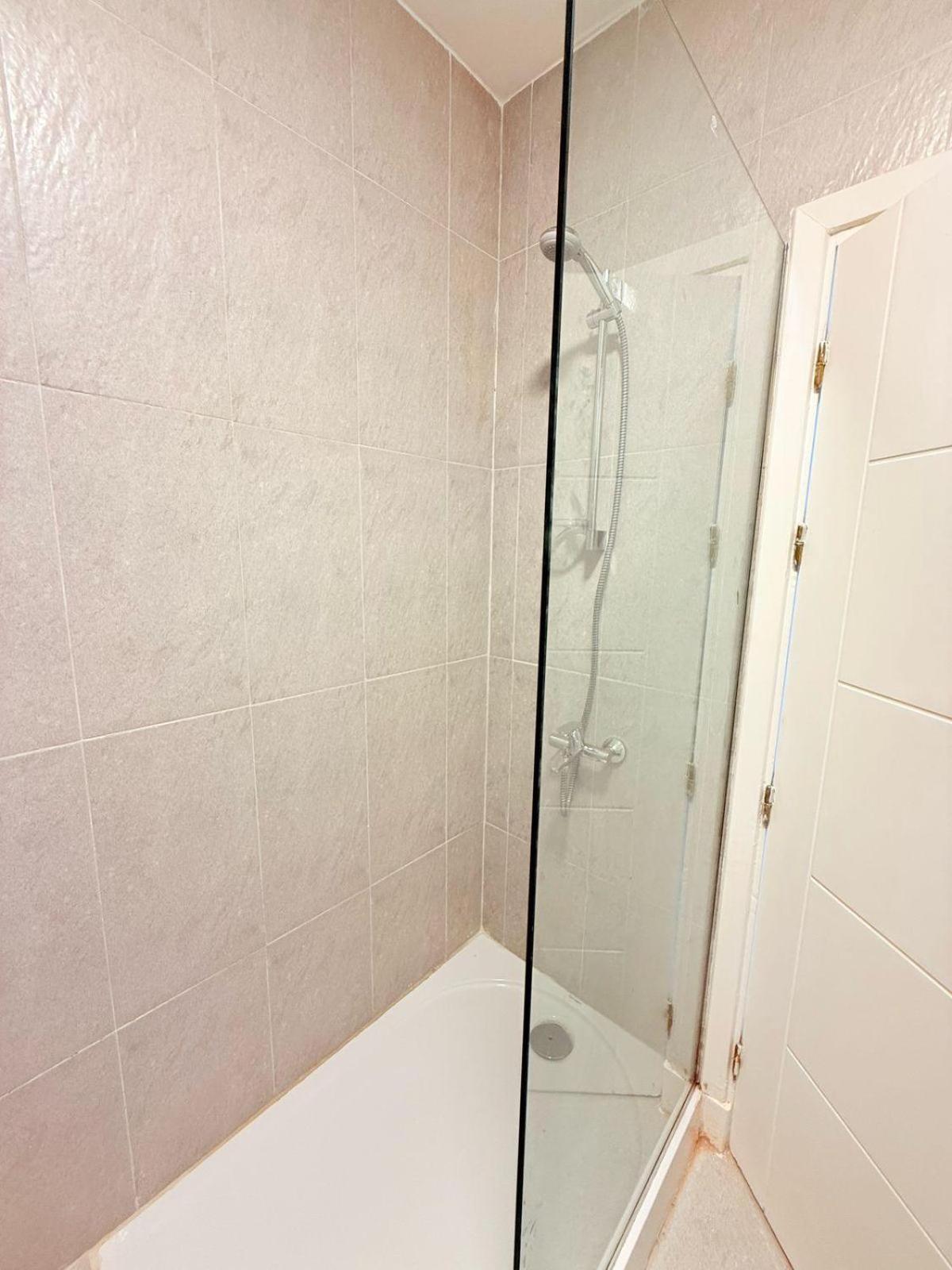 Holiday home 2-br Direct To The Pools Einbay *