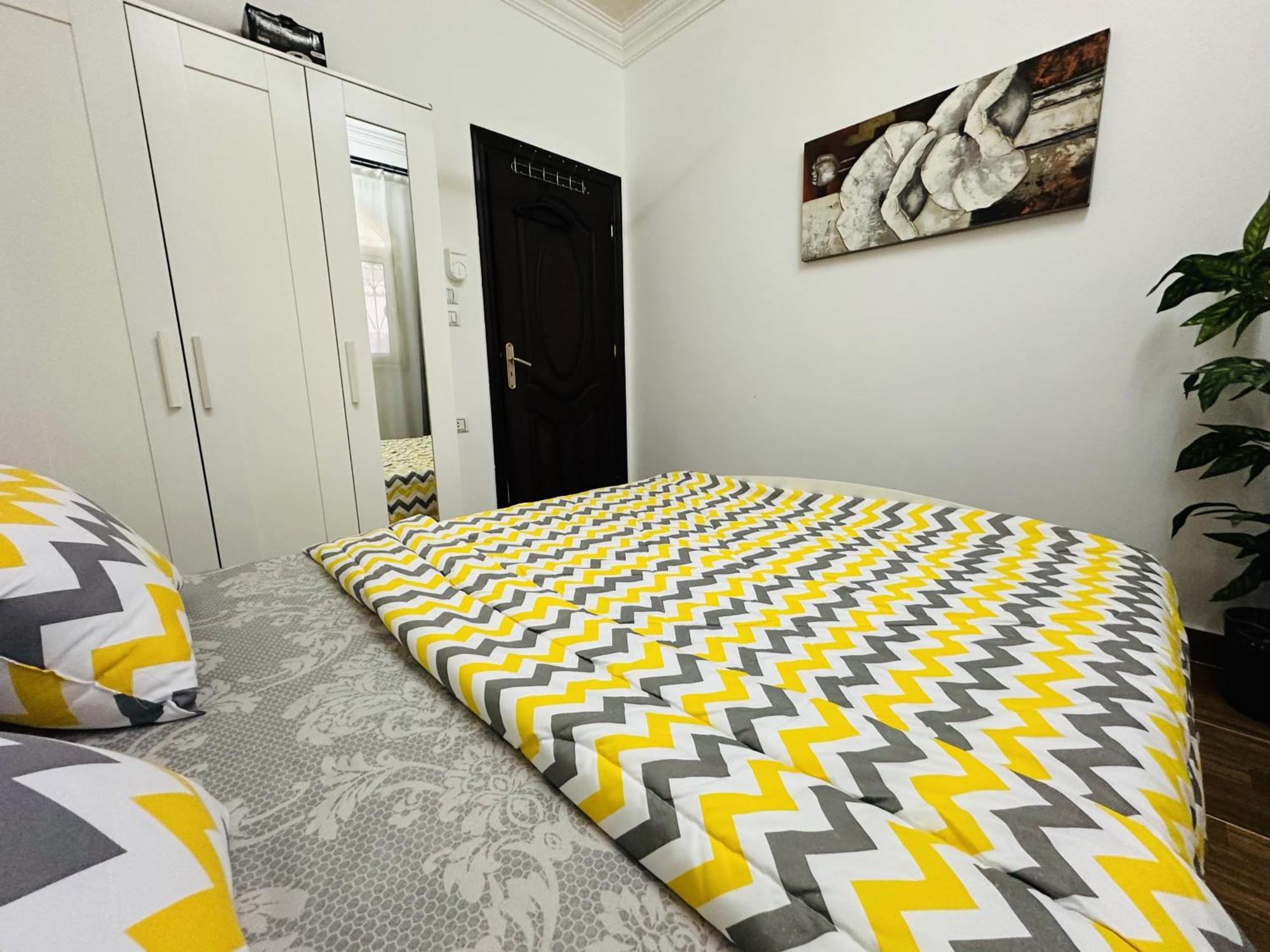 Zebra Center Apartment *